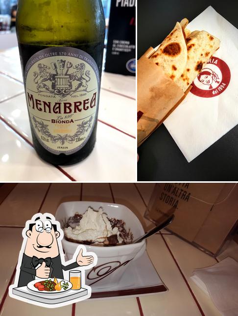 Jetez un coup d’oeil à la photo affichant la nourriture et bière concernant La Piadineria