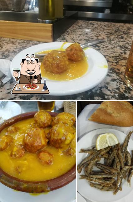 Попробуйте блюда из мяса в "Restaurante Madroño"