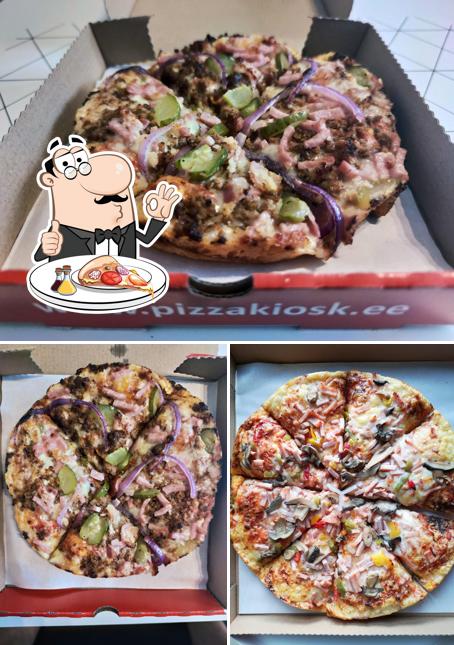 Pick pizza at Pizzakiosk