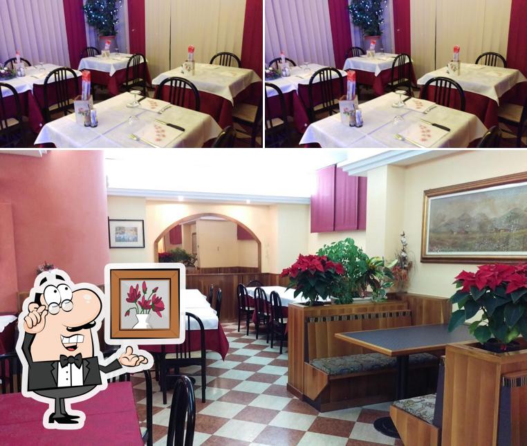 Découvrez l'intérieur de Pizzeria Mezzaluna