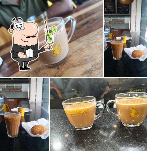 Chai Waale Mogappair West provides a selection of drinks