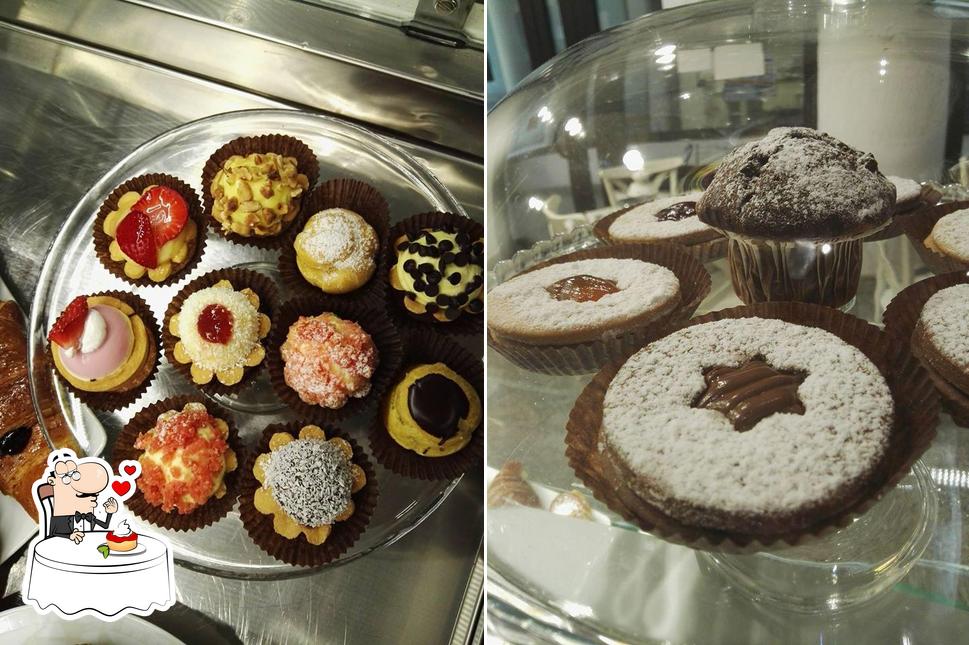 Coffee Hour propone un'ampia selezione di dolci