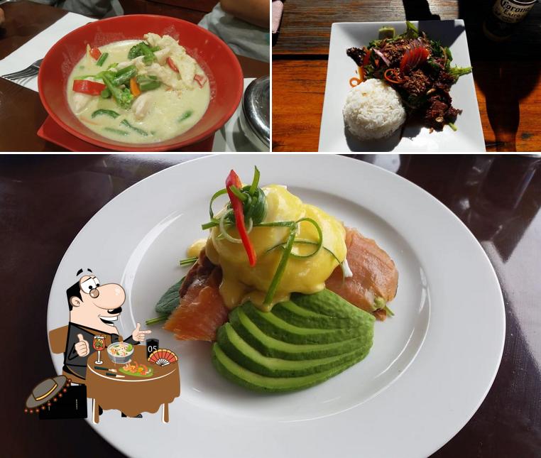 C5a4 Cafe Nicks Thai And Japanese Restaurant Food 1 