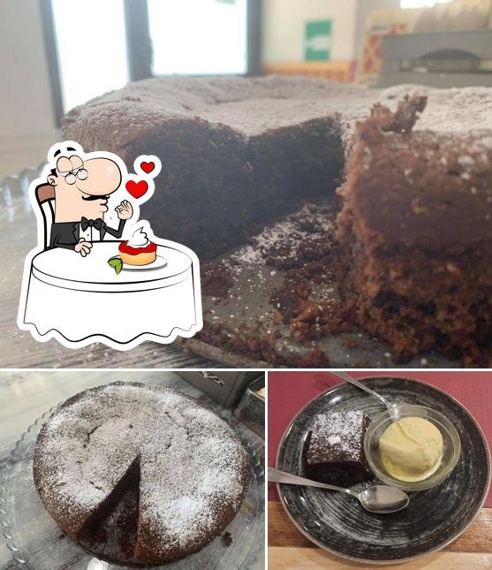 D.O.P Ristorante Pizzeria propone un'ampia gamma di dolci