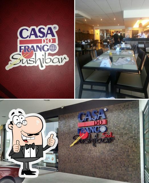 Look at this image of Casa do Frango