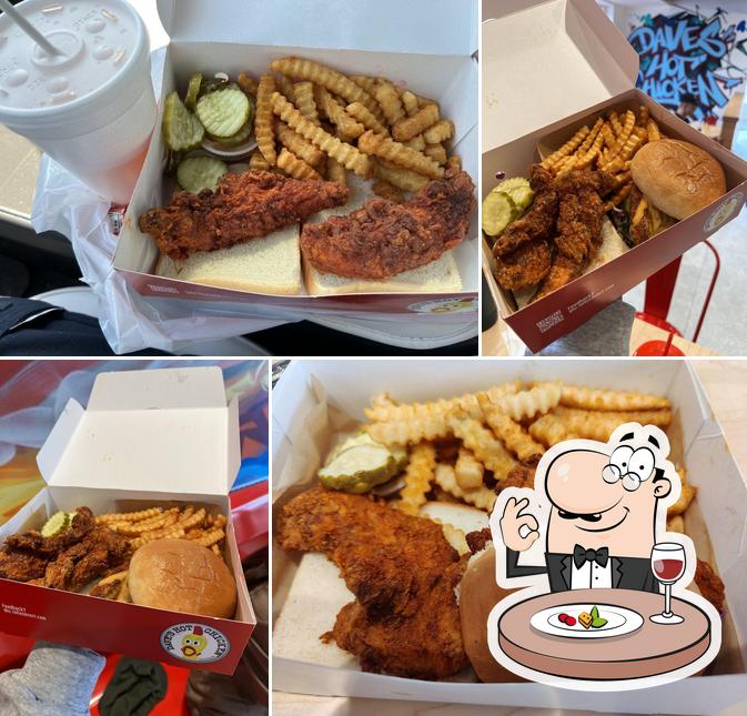 Dave S Hot Chicken Yonge St In Toronto Restaurant Menu And Reviews