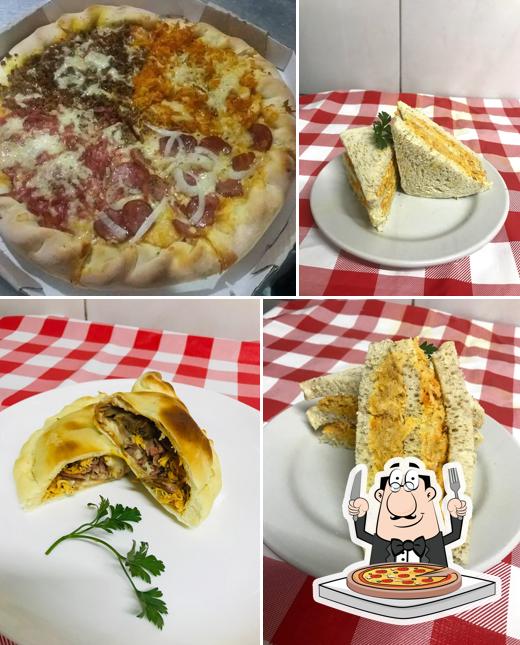 Escolha diferentes variedades de pizza