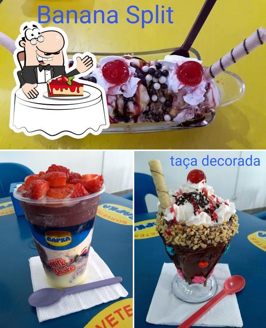 Sorveteria Bapka Xaxim serve uma variedade de pratos doces