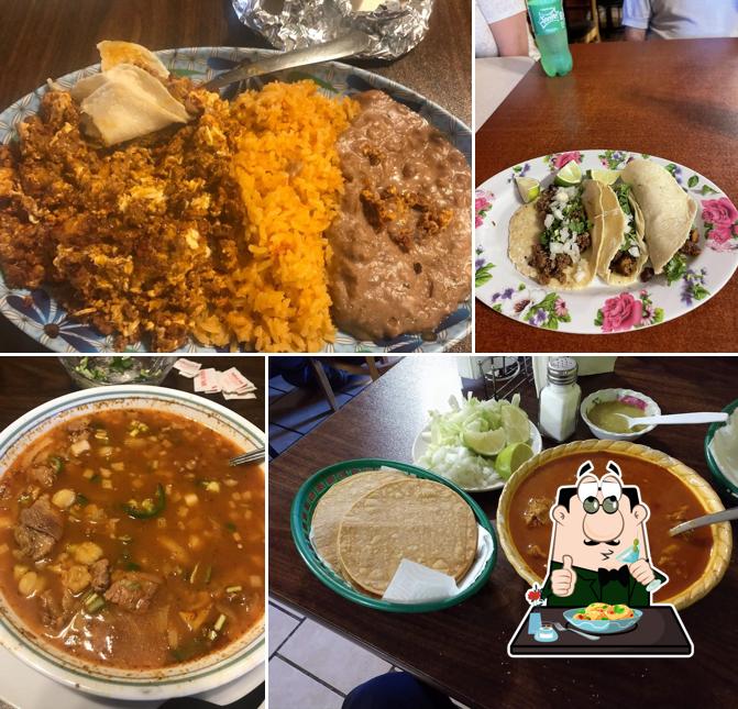 Блюда в "La Mexicana's"