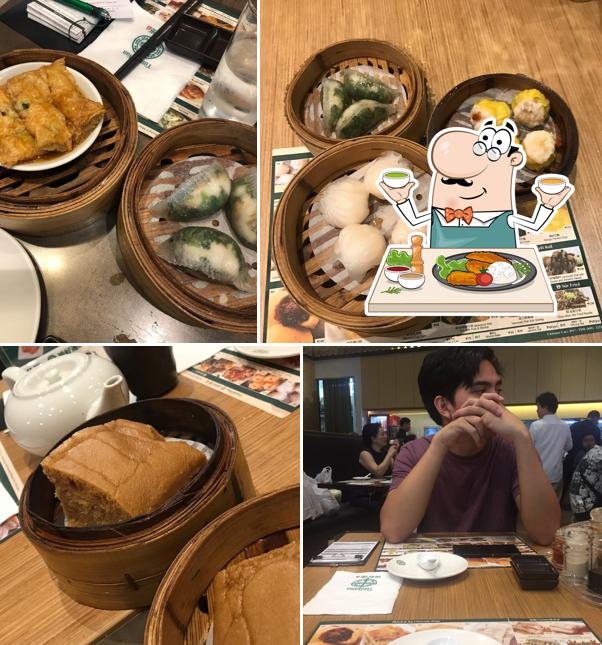 Food at Tim Ho Wan SM Mall of Asia