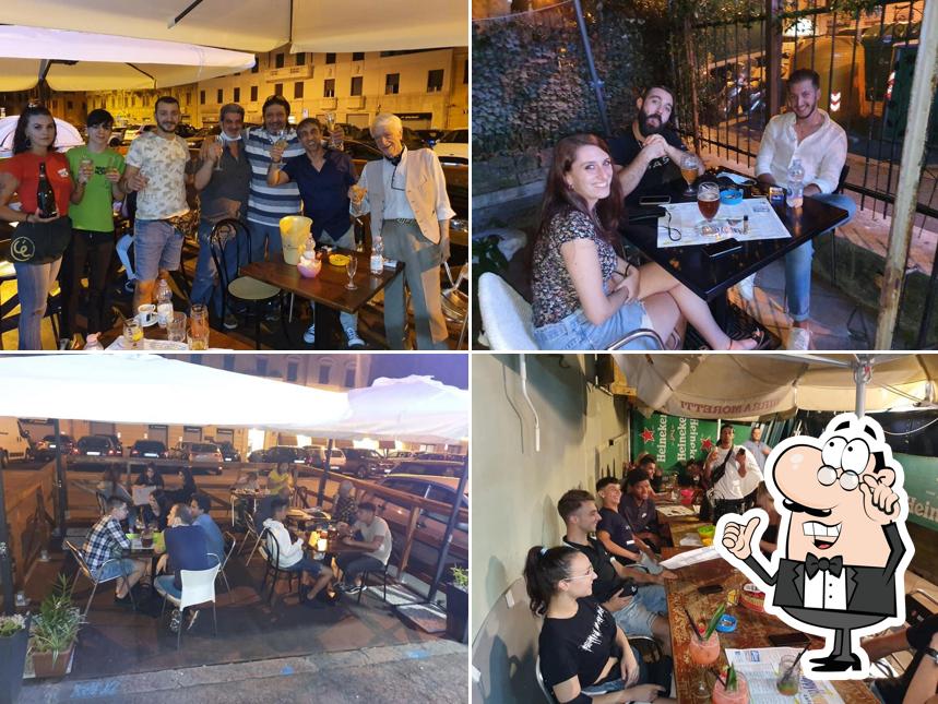 Gli interni di Pub Happy Hour