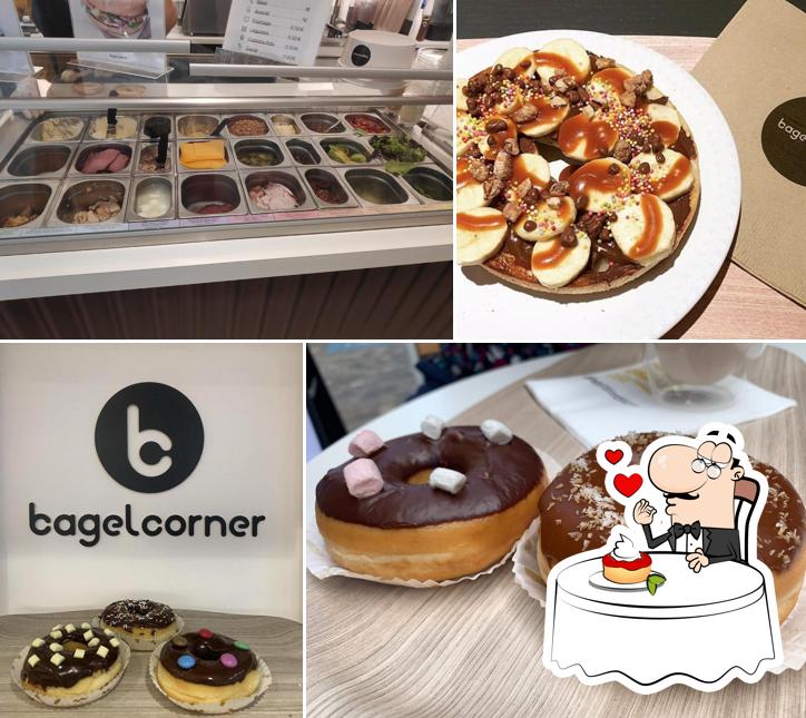 Bagel Corner - Bagels - Donuts - Café propose une variété de desserts