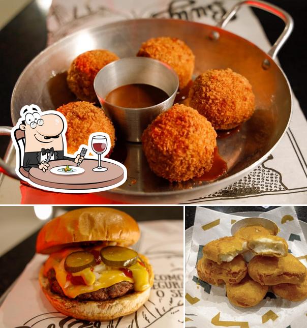 Comida em Pins Burger