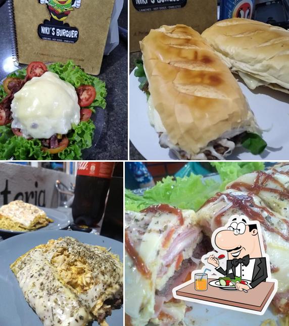 Comida em Nikis Burguer & Omeleteria