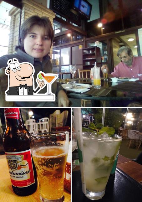 A ilustração da bebida e balcão de bar no Restaurante Don'Durica - 115 Sul