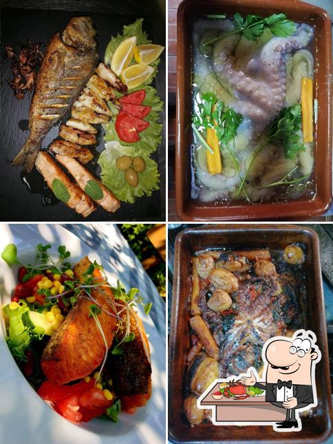 Попробуйте блюда с морепродуктами в "Restoran Stara Konoba"