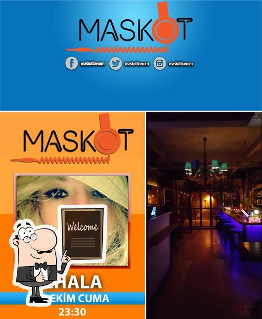 Vea esta imagen de Maskot Bar