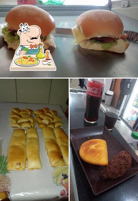 Comida em Padaria Milênio