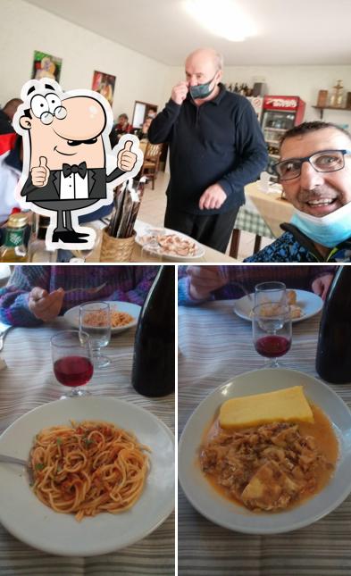 Vedi la immagine di Trattoria Alla Passeggiata