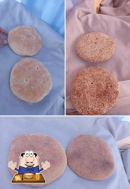 Nourriture à خبز الدار KHAMIS BREAD