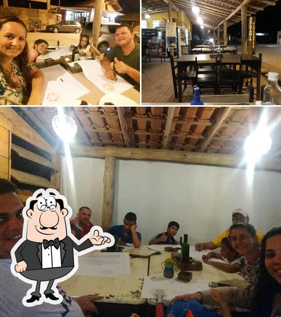 Veja imagens do interior do Batataria e Pizzaria da PAULA