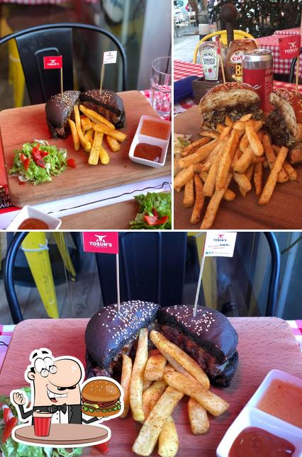 Tómate una hamburguesa en Tosun’s Steak House