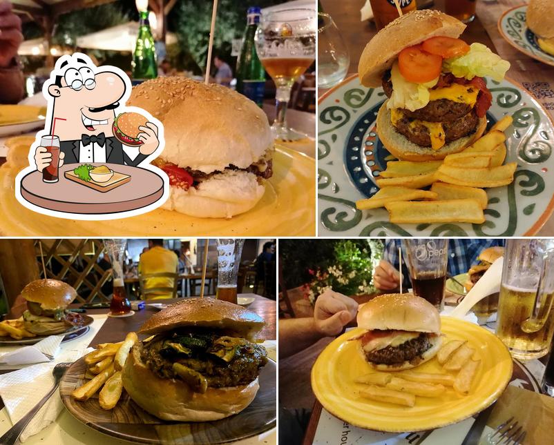 Concediti un bell'hamburger a Clement's pub