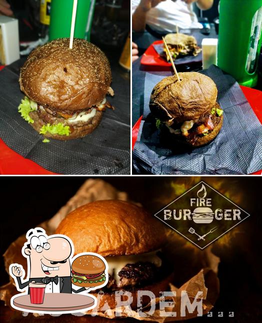 Experimente um hambúrguer no Fire burger oficial bar & delivery