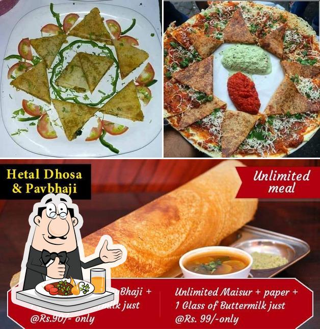 Food at Hetal Dhosa & Pav Bhaji