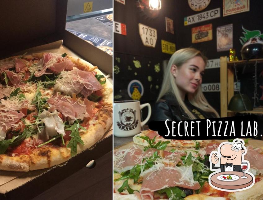 Еда в "Secret Pizza lab."