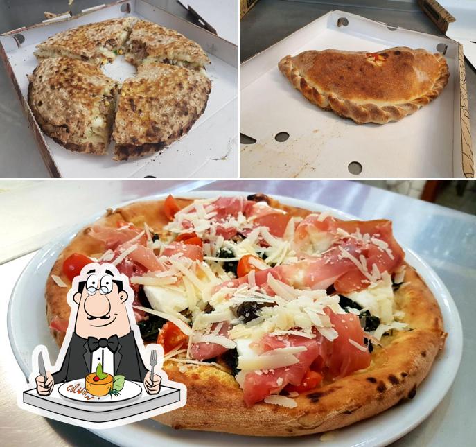 Еда в "Pizzeria I Monelli"