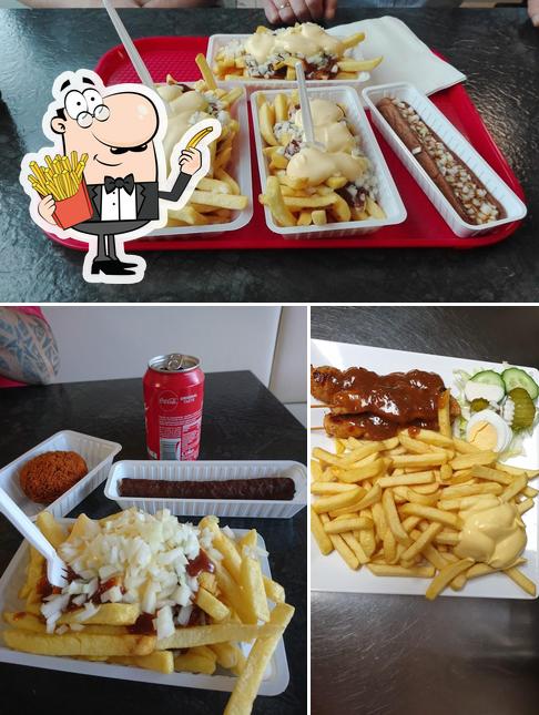 Disfruta de sus patatas fritas en Cafetaria Twekkelerveld