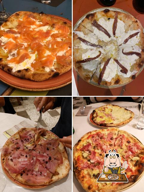 Pick various kinds of pizza