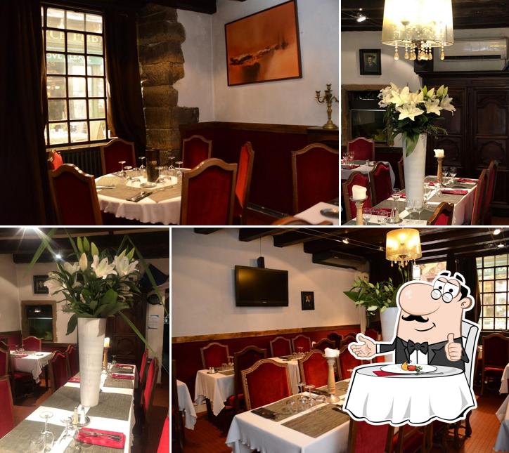 Взгляните на изображение ресторана "Auberge Le Rabelais"