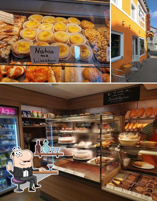 Dies ist das Bild das innere und burger bei Bäckerei & Café Keim Inhaber Boris Keim Bäckermeister zeigt