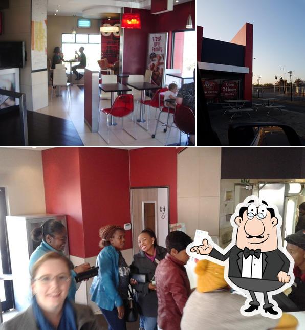 Installez-vous à l'une des tables de KFC Mansfield Road (Eloffsdal)