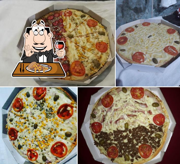 Peça diversos tipos de pizza