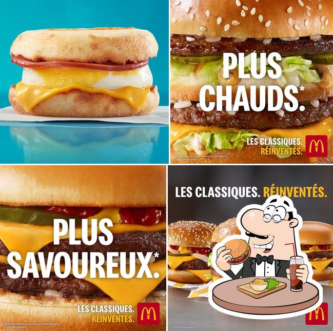 Commandez un hamburger à McDonald's