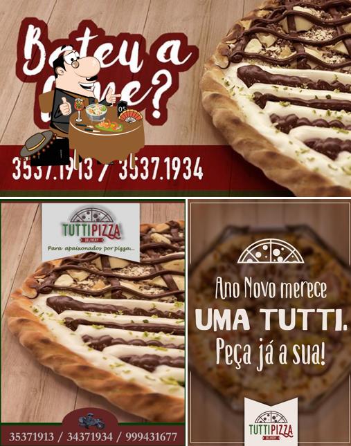 Еда в "Tutti Pizza"