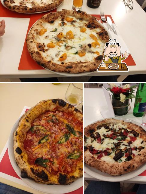 Scegli una pizza a Pizzeria 'Vittoria'