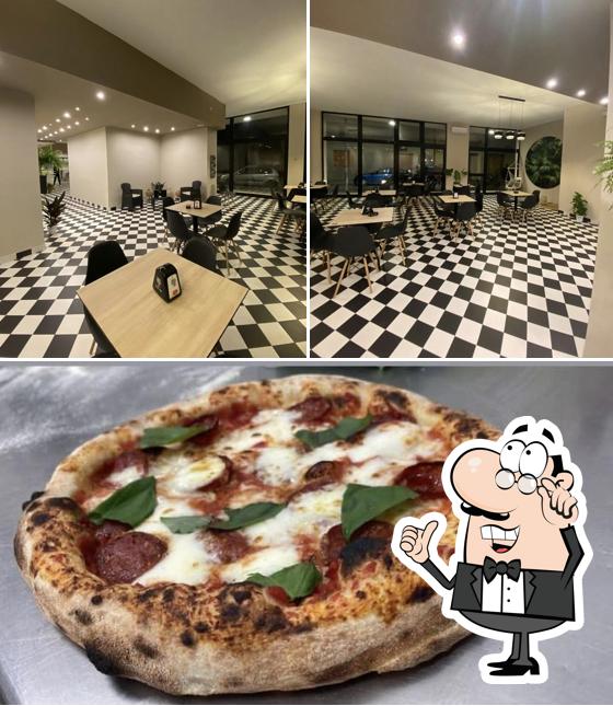 La photo de la intérieur et pizza concernant DREAM BISTROT