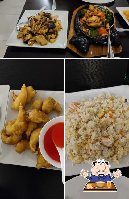 Food at Restaurante Chino Hong Bin Lo