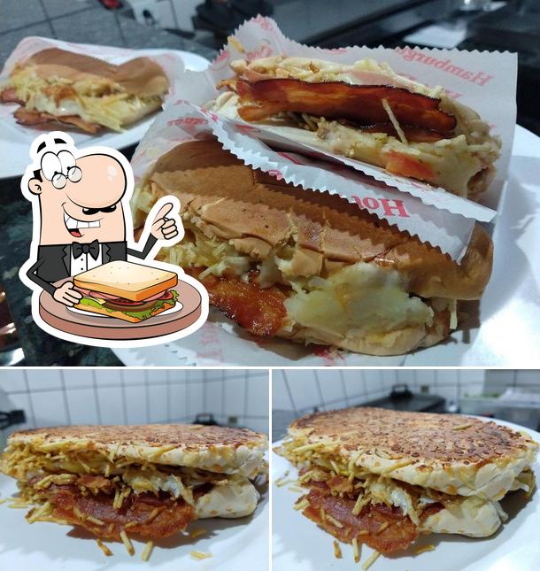 Попробуйте бутерброды в "Dogão Arujá"