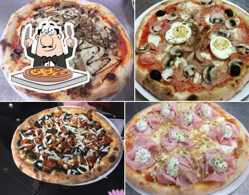 Scegli tra le svariate varianti di pizza