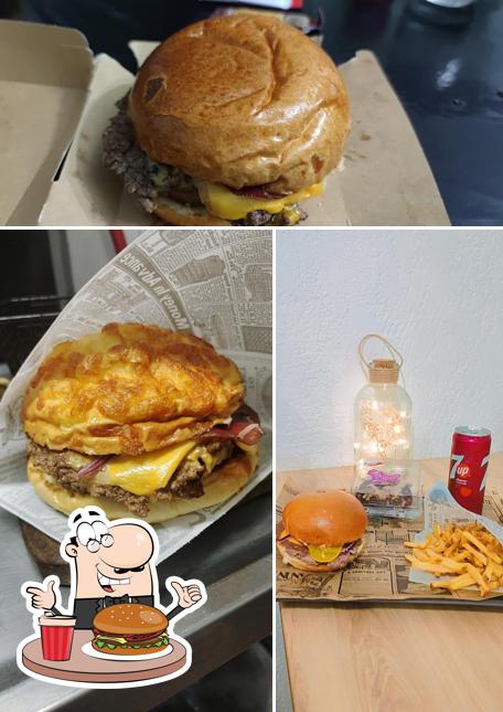 Commandez un hamburger à Le Smash Burger "La Penne sur Huveaune"