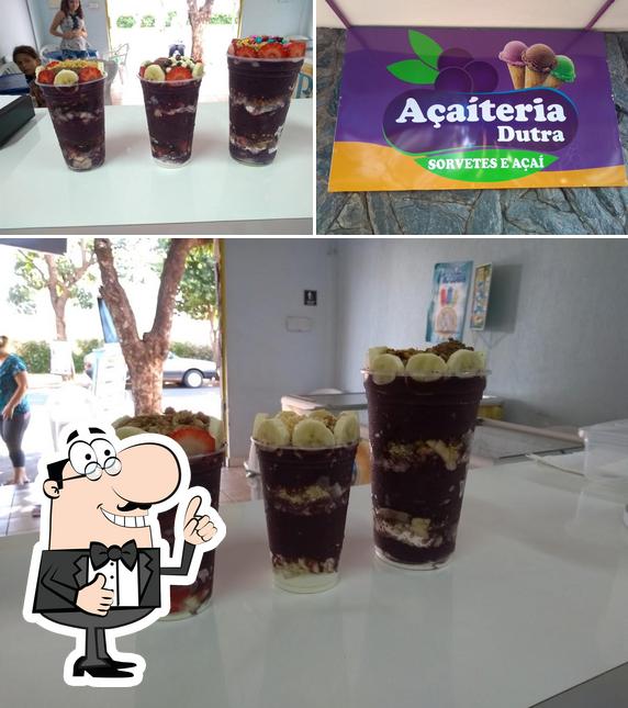 See this pic of Açai Dutra