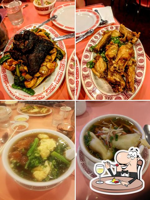Еда в "David's Mai Lai Wah"