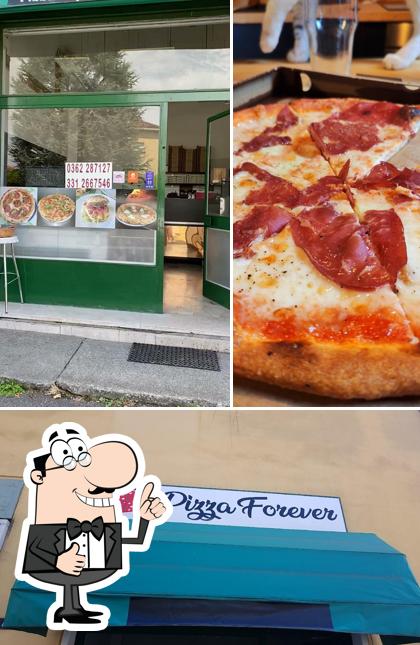 Guarda la foto di Pizza forever