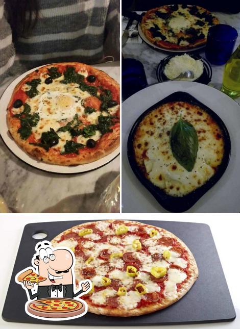 Order pizza at Milano
