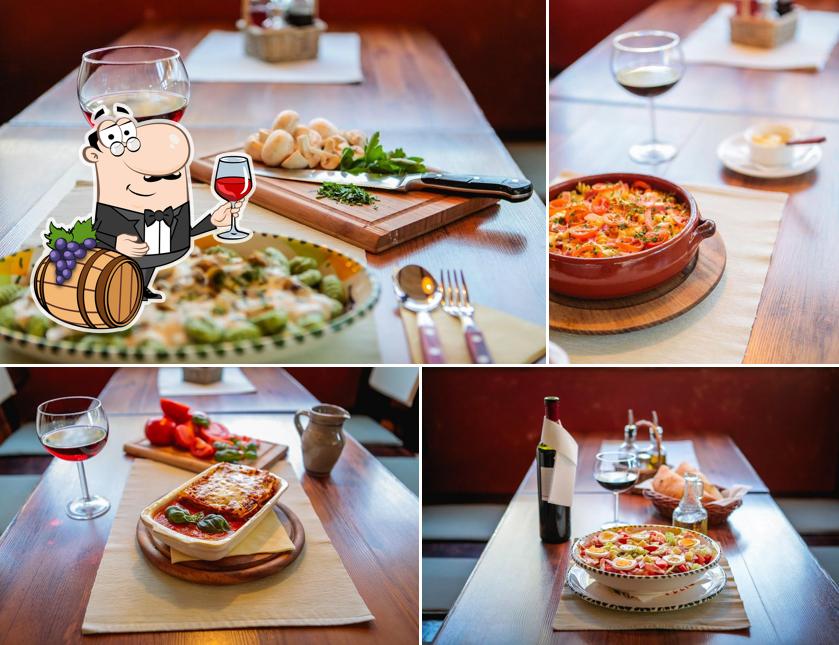 Il est fort sympathique de prendre un verre de vin à La Cantina CENTER pizzerija in špageterija